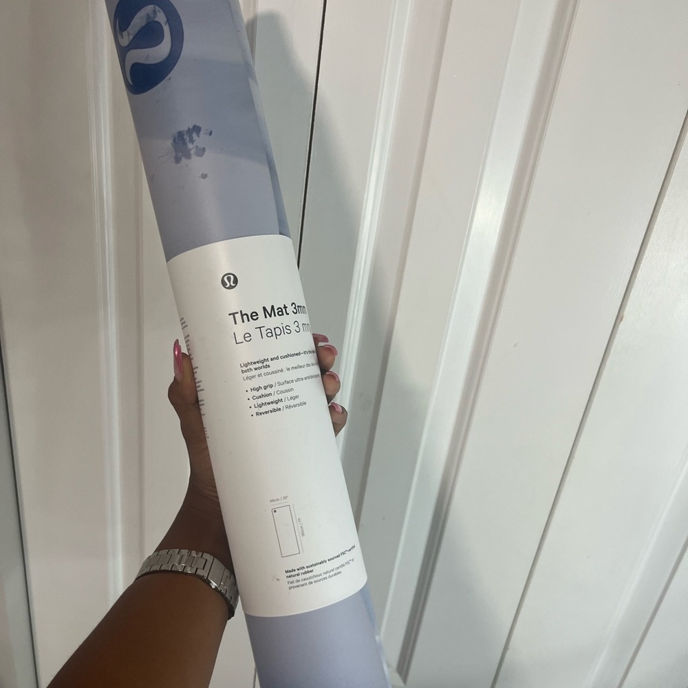 Lululemon 3mm yoga mat still new in packaging